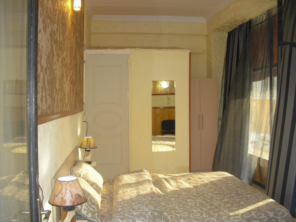 Guesthouse Star Georgia Tiflis Exterior foto