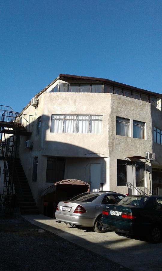 Guesthouse Star Georgia Tiflis Exterior foto